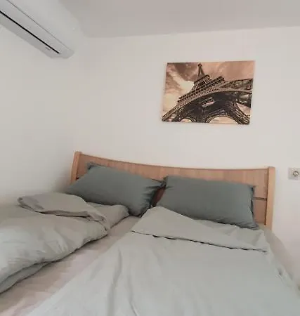 Jacuzzi, Hot Tub,&sauna Retreat Near Hévíz Apartamento Rezi