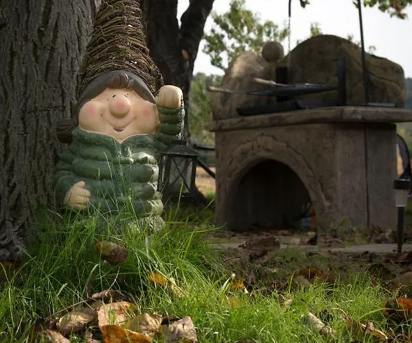 Jacuzzi, Hot Tub,&sauna Retreat Near Hévíz Rezi